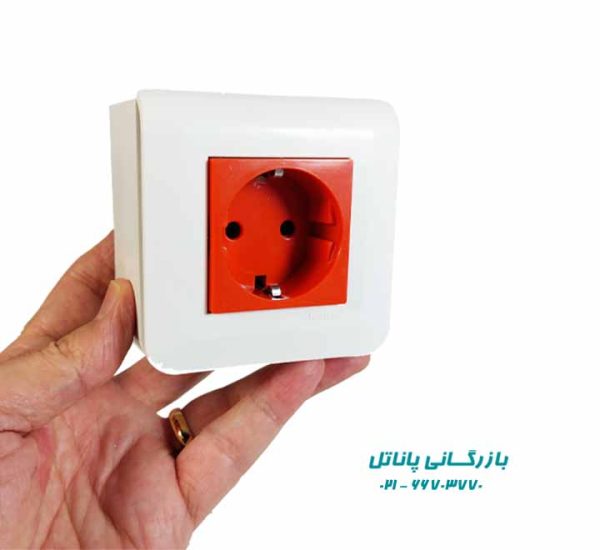 پریز برق قرمز لگراند مدل موزائیک - Image 2